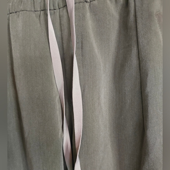 Figs Olive Green Medium Petite High Waist Jogger - Picture 2 of 4